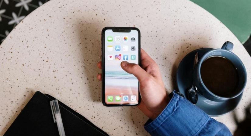 Itt a Coruna-vírus, amely az iPhone-okat fertőzi meg: sürgős riasztást adtak ki a szakértők, így vehetik át az irányítást a telefonunk felett