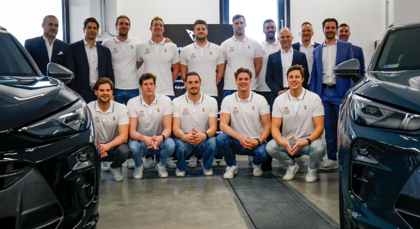 A férfi vízilabda-válogatott is együttműködésre lépett a Cuprával