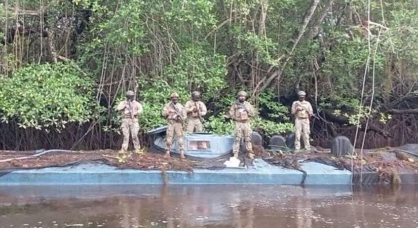 Kokainszállító tengeralattjáróra csaptak le Ecuadorban – fotó