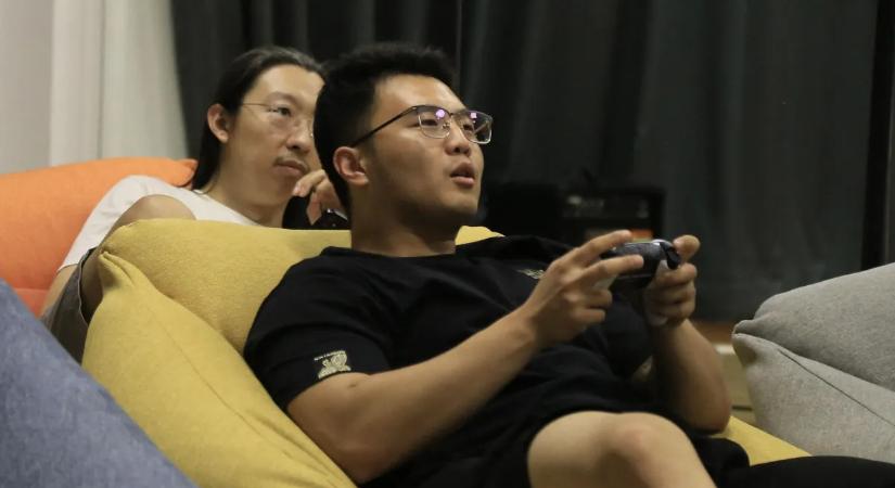 Extrém függőség: egy egyetemista agyvérzést kapott 4 nap videójátékozás után