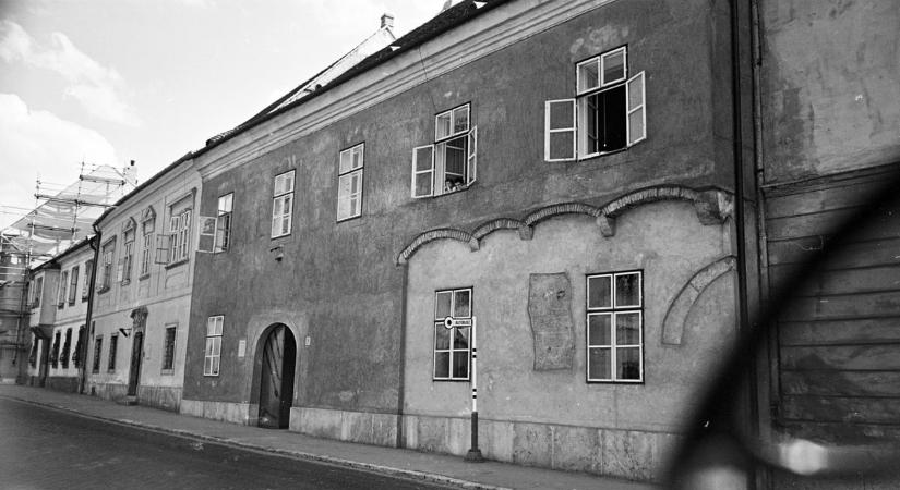 Zsidók deportálása – 1951-ben. Kitelepített zsidók történetei a budai Várból