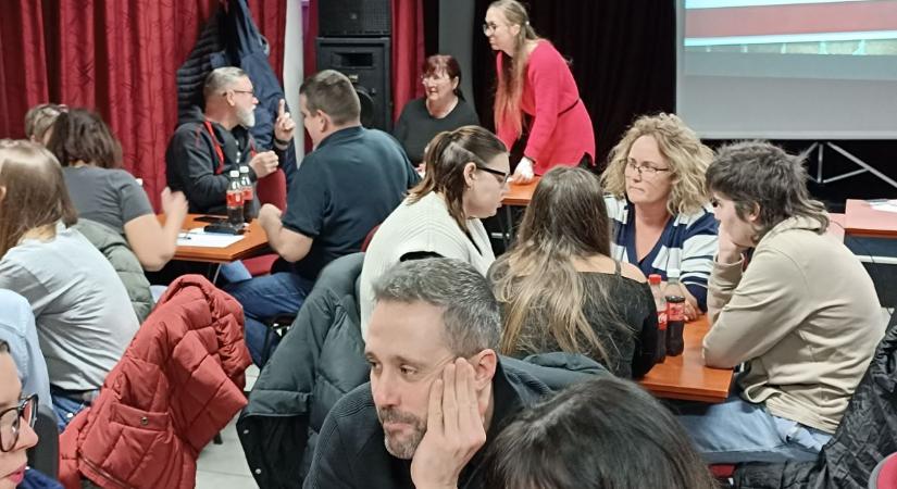 Nőnapi vetélkedő, majd nőnapi meglepetés