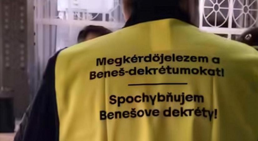 Beneš-dekrétumok: a szlovák rendőrség beintett a Fico-kormánynak, a szólásszabadság miatt nem bünteti meg az önfeljelentő magyarokat