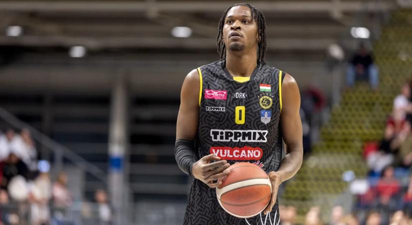 Fegyelmi eljárás az amerikai légiós ellen, újabb csapattól rúghatják ki