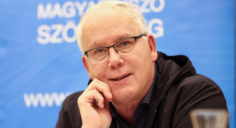 Hazatért a magyar úszóválogatott a háború sújtotta övezetből