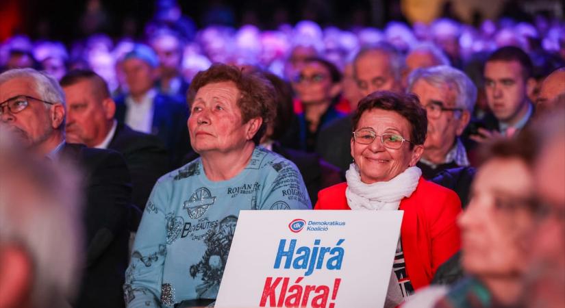 Minden választókerületben leadta az ajánlásokat a Demokratikus Koalíció