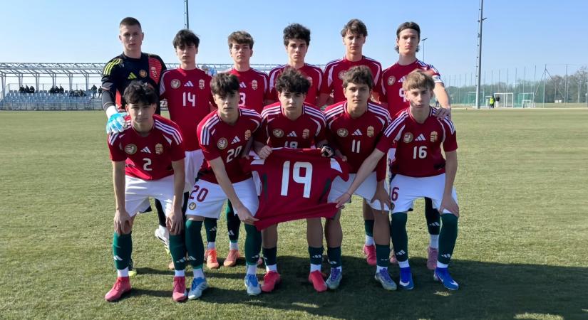 Dupla öröm: Újabb svédveréssel üzentek sérült csapattársuknak az U16-os válogatott játékosai - videó