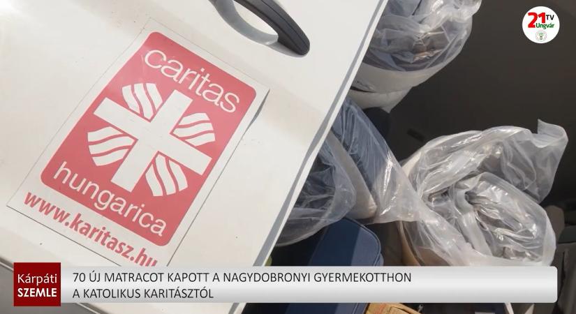 70 új matracot kapott a nagydobronyi gyermekotthon a Katolikus Karitásztól (videó)