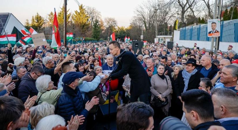 Ezt az üzenetet egy életre megjegyzi Zelenszkij és Von der Leyen: most már láthatják, milyen a magyarok haragja (GALÉRIA)