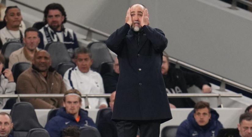 Dicstelen rekordot hozhat össze a gyalázatos formában lévő Premier League-csapat edzője