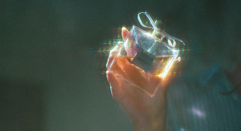 Visszahívták a népszerű énekesnő egyik termékét – az összetevők károsíthatják a szaporítószerveket