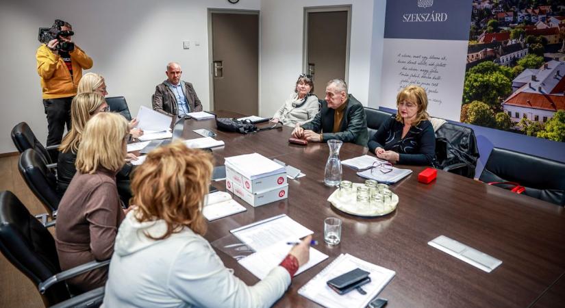 Itt vannak az eredmények – kiderült, ki kerül előre és ki hátra a szavazólapon (galéria)