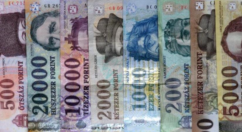 Inkább ne nézzen rá a forint árfolyamára, ha jó hétvégét szeretne