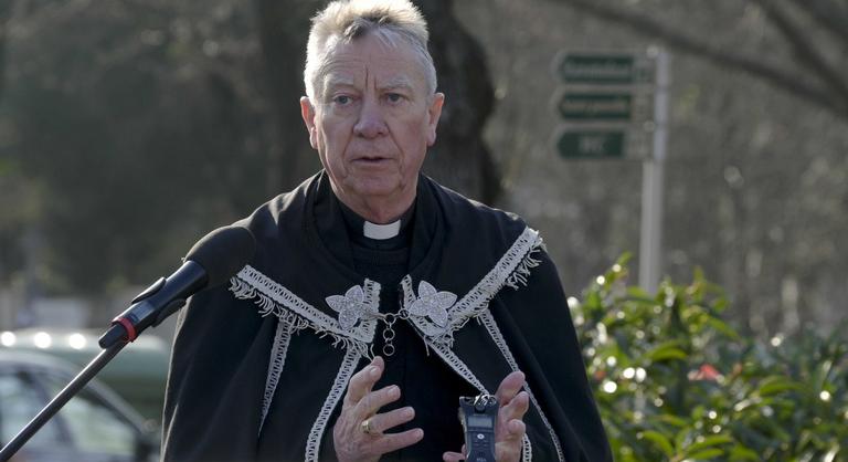 Beer Miklós nyugalmazott megyéspüspök: Legyen elég!