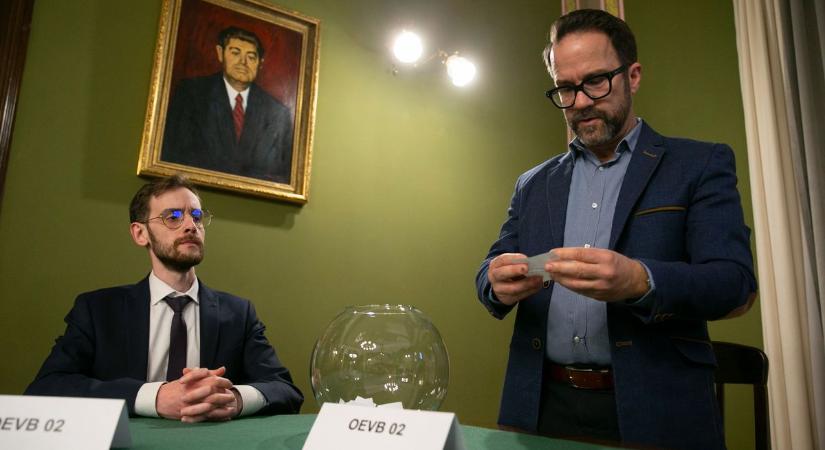 Kisorsolták a jelöltek sorrendjét: így szerepelnek majd a nevek a választási szavazólapokon – fotók