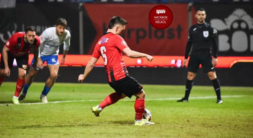 Folytatta hazai menetelését a Csíkszereda, már biztos bennmaradó helyen áll