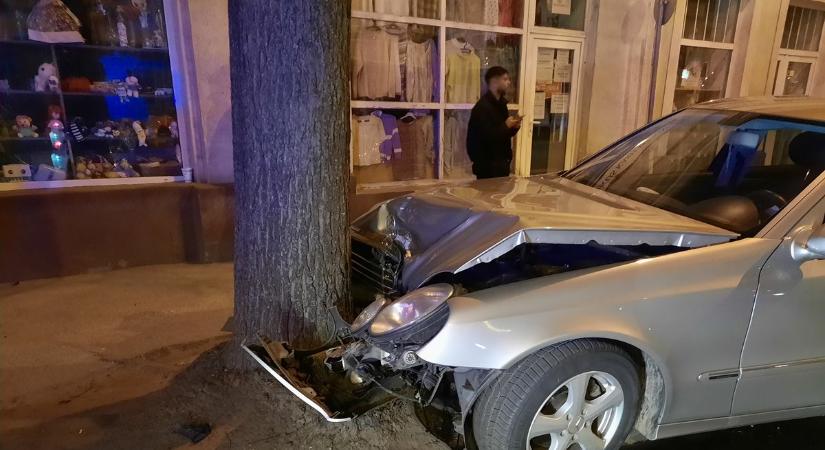 Pénteken két baleset is történt Nyíregyházán! (fotókkal)