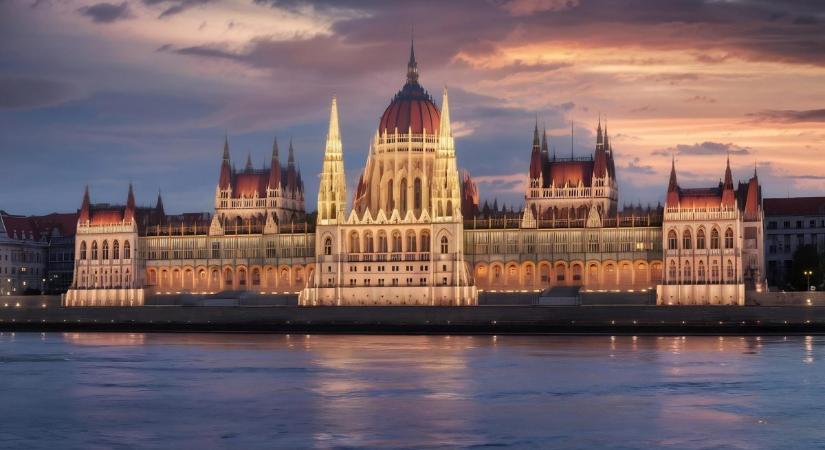 Elemző: a választók harmada négypárti, ötöde ötpárti parlamentet szeretne