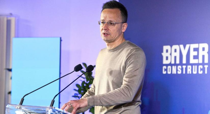 Szijjártó: kétszáz új munkahelyet hoz létre a Bayer Construct Zrt. beruházása Sóskúton (videó)