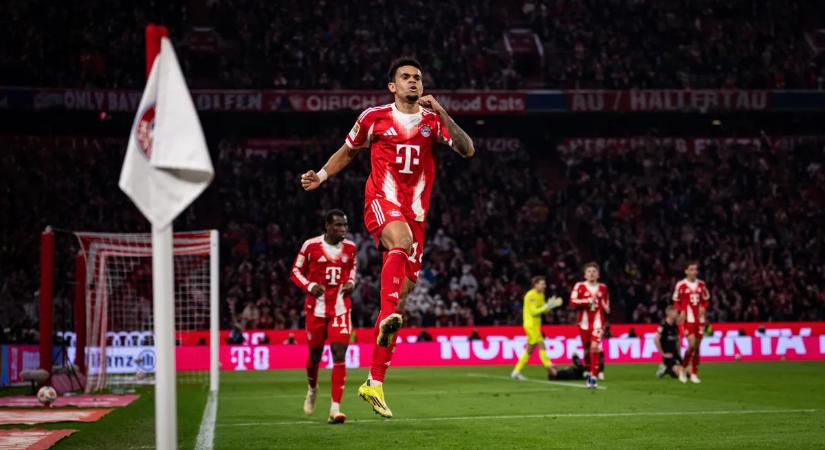 Gól és gólpassz Luis Díaztól, a Bayern simán nyert a Gladbach ellen