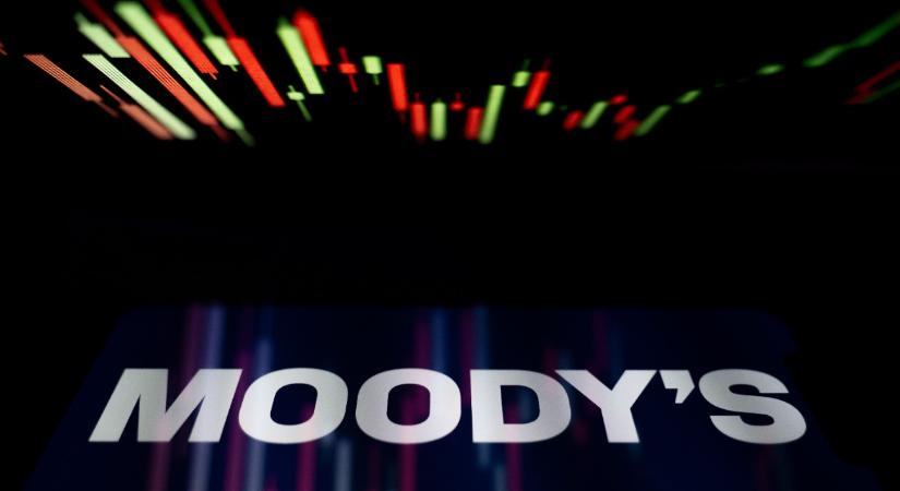 Leminősítette Budapest besorolását a Moody's