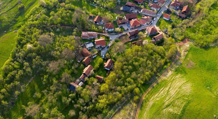 Az egyiptomiaknál is ősibb piramisokat találtak Magyarországon, dermesztő titkot őriznek, kiderült, kik építették őket