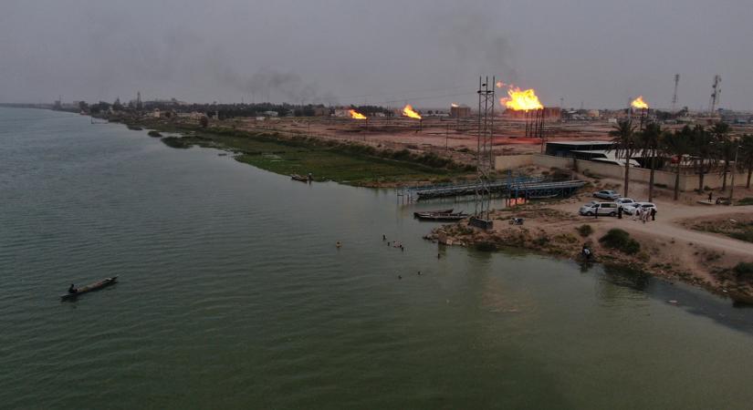 Totális gazdasági sokk jöhet: áttörte a lélektani határt a kőolaj ára!