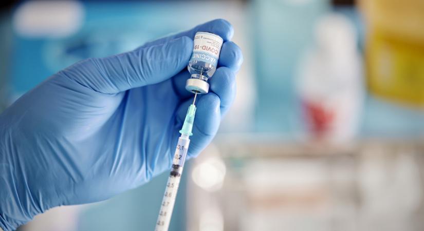 Orvosok elárulták: ezekre a vakcinákra van szükséged 50 felett márciusban