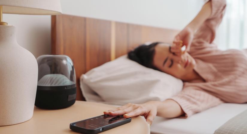 A pszichológia szerint ezt jelenti, ha reggelente újra és újra megnyomjuk a „szundi” gombot ébredéskor