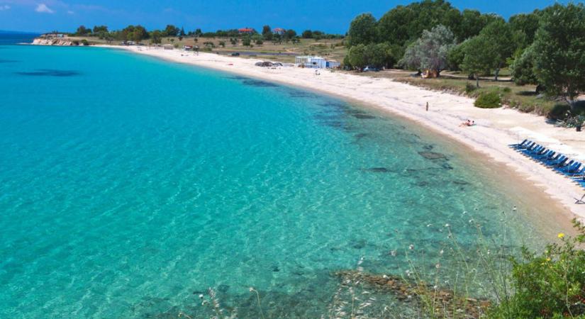 Az ország csaknem hetven százaléka Görögországban nyaral