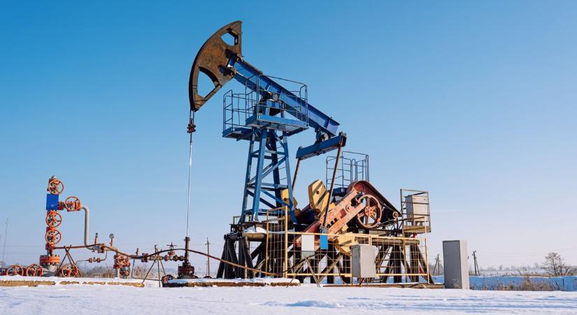 Ez nem tartott sokáig: visszaáll az orosz olajra a világ egyik legnagyobb finomítója – 22 millió hordó indulhat meg azonnal