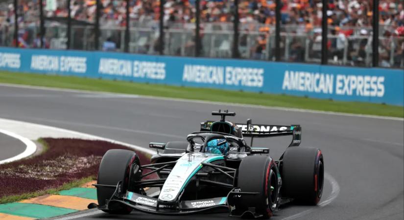 Brutális Mercedes-fölénnyel indult az új F1-korszak, Verstappen hibázott, csak a 20.