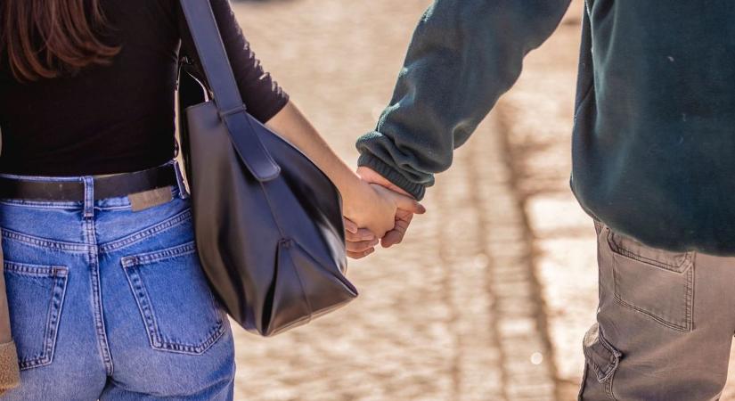 Elő a naptejjel! Olyan meleg lesz, hogy bátran andaloghatunk pólóban