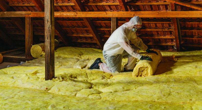 Nagyon rákattant a lakosság az ingyenes padlásszigetelésre, ám éppen befékezett a program