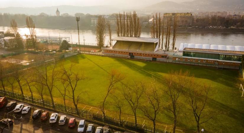 Hátsó füves Budapest: Elektromos-pálya – a Duna-parti Svájc