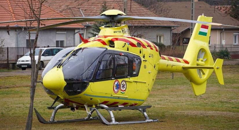 Hároméves kisfiú esett ki egy első emeleti ablakból Győrben