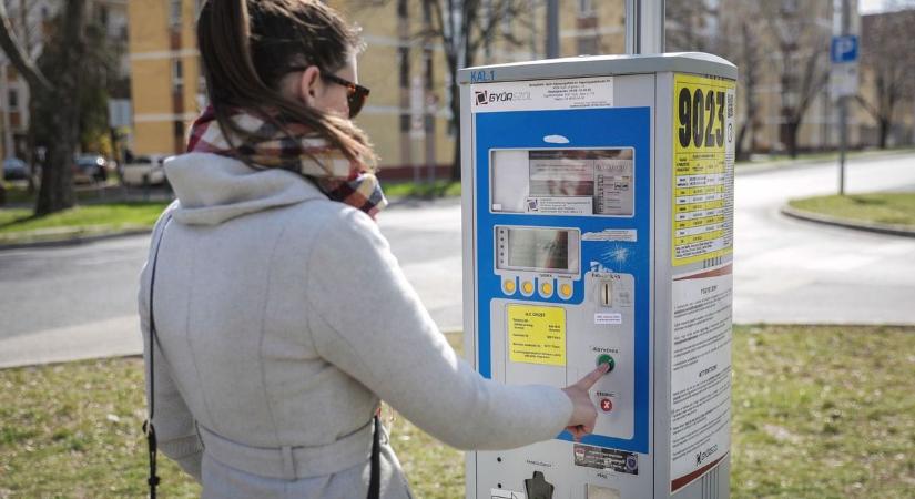 A parkolással és a parkolóautomatákkal is sok a gond