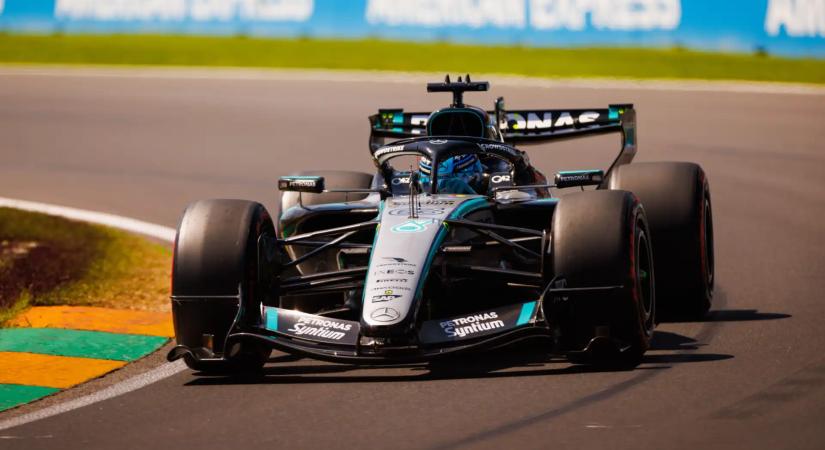 Forma 1: Mercedes-dominancia a falba csapódó világbajnok árnyékában