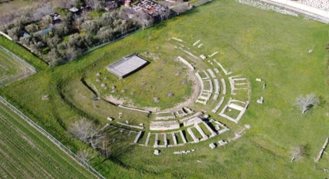 Folyosókat találtak Horatius városában az amfiteátrum alatt