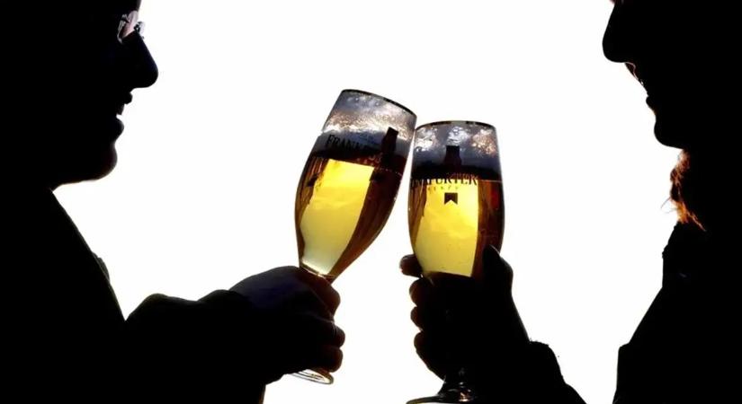 Rémisztő, mi derült ki az alkoholról: észrevétlenül zúzza szét az agyad!