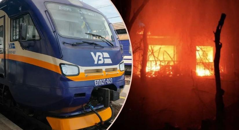 A szombat hajnali orosz légitámadás megbénította az Ukrzaliznicja működését, sok vonat kerülő útvonalon közlekedik