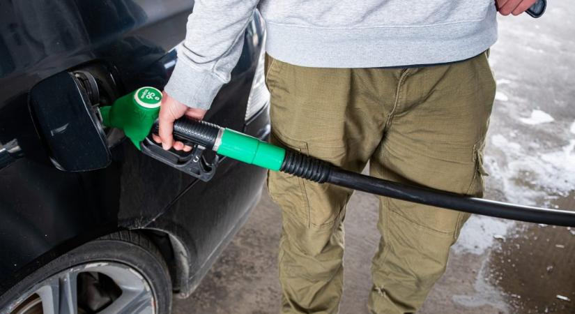 Egy vidéki benzinkúton már korlátozzák a benzinvásárlást