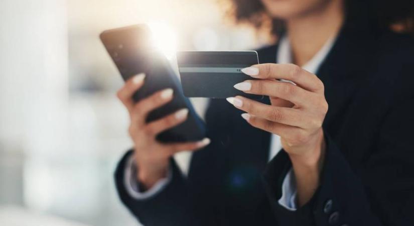 Banki leállás jön vasárnap: több nagy magyar bankot is érint