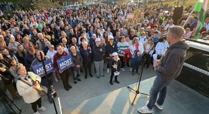 Magyar Péter: hívják össze a Nemzetbiztonsági Bizottságot a Putyin által ideküldött GRU-tisztek miatt