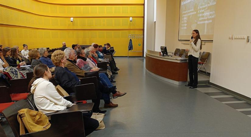 Autómosóban tesztelték a módszert – diákok kutatták az olajos víz tisztítását