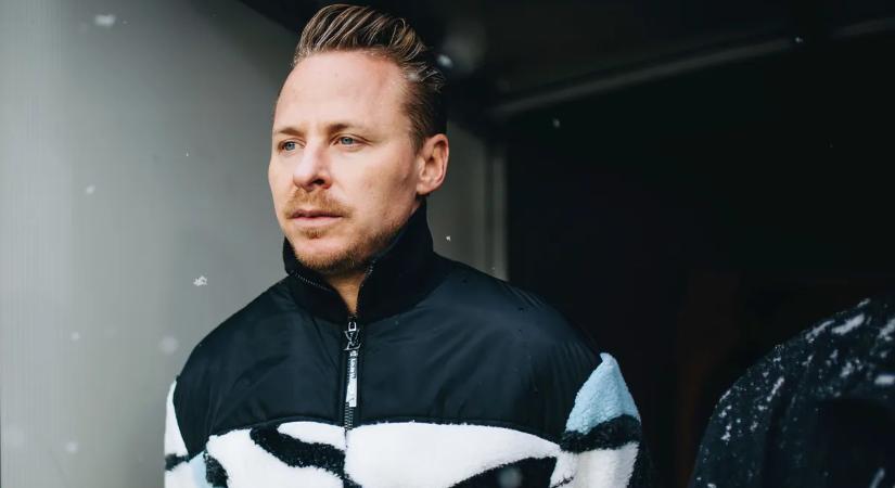 Dzsudzsák Balázs is megjelent a debreceni háborúellenes gyűlésen - Fotó