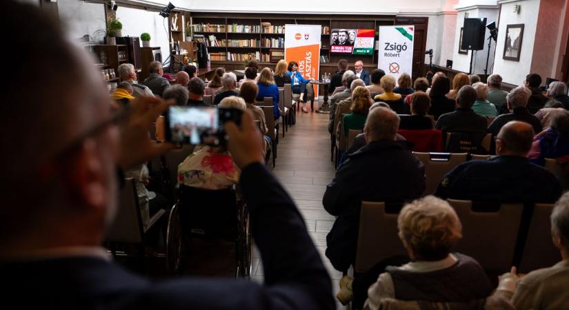 Baján folytatódott a Fidesz-KDNP országjáró fóruma – fotók