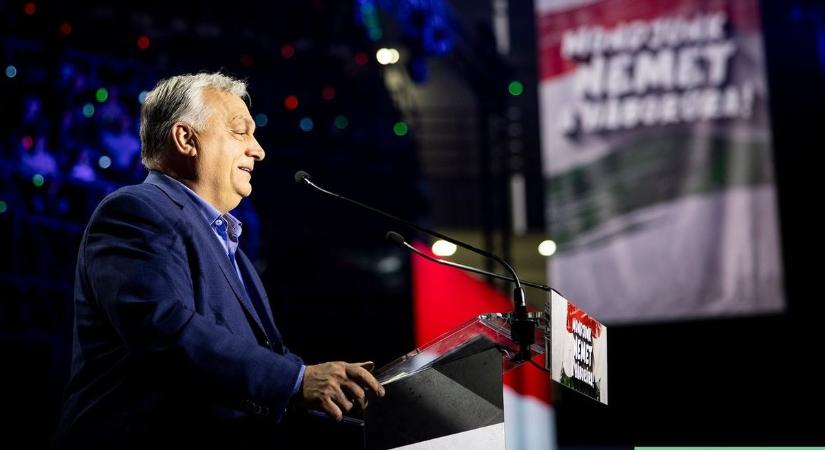 Lázárinfó Orbán Viktorral a debreceni háborúellenes gyűlésen – itt követheti élőben!