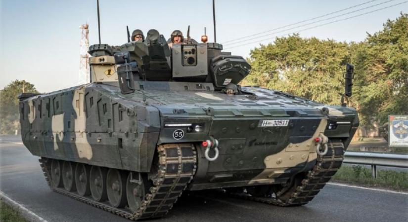 Hétfőn reggel katonai menetoszlop közlekedik Vásárhelyen