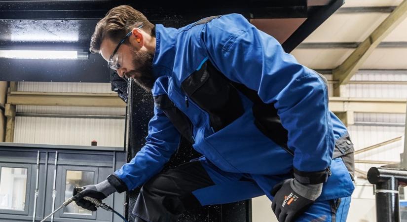 A Portwest munkaruha háttere: több mint egy évszázados iparági tapasztalat